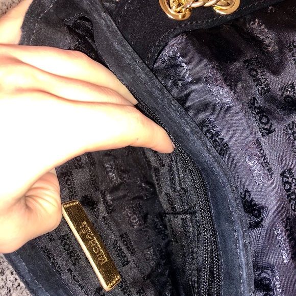 Michael Kors Velvet Purse - Picture 4 of 6